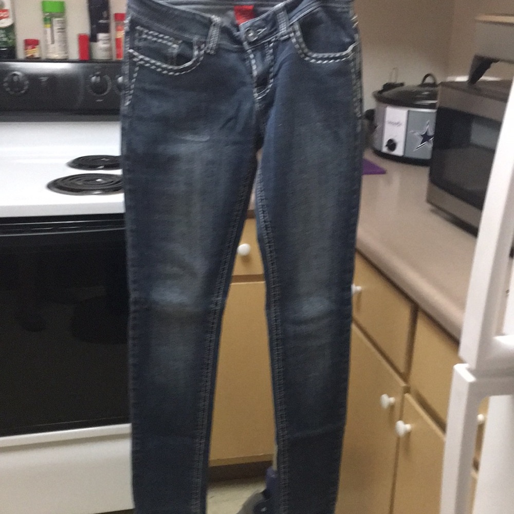 Jeans - Picture 3 of 4